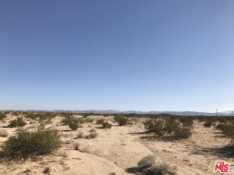 66054 Daisy Ln, Joshua Tree, CA 92252 photo 2