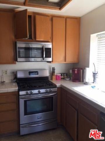 633 E Jackman St, Lancaster, CA 93535 photo 5