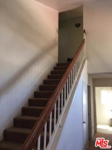 633 E Jackman St, Lancaster, CA 93535 photo 4