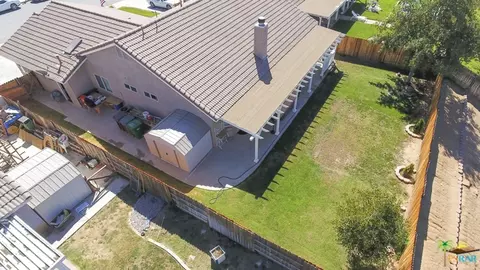 1711 Shane Ln, Beaumont, CA 92223 photo 4