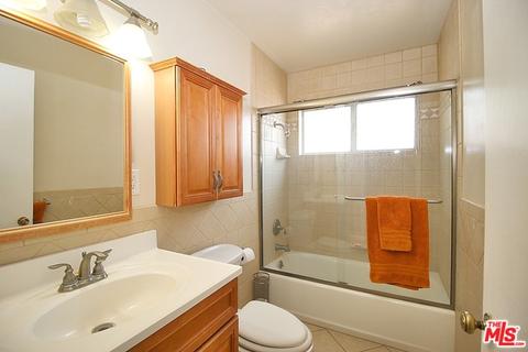 2105 N Parmelee Ave, Compton, CA 90222 photo 18