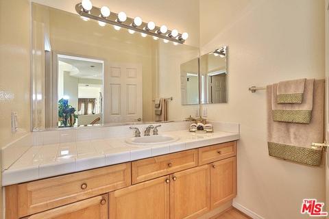 3819 Sky View Ln, Glendale, CA 91214 photo 23