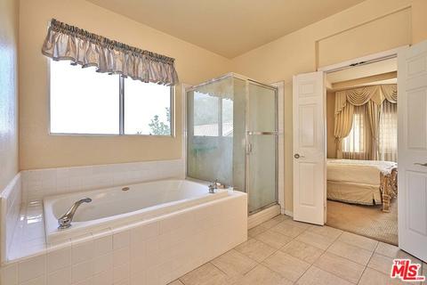 3819 Sky View Ln, Glendale, CA 91214 photo 16