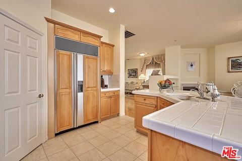 3819 Sky View Ln, Glendale, CA 91214 photo 12