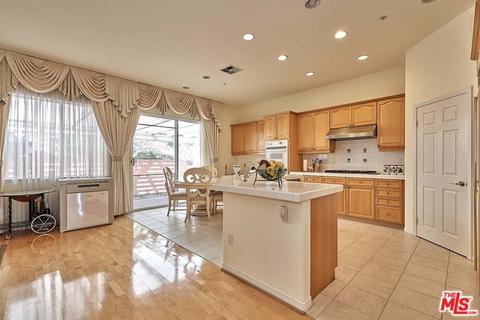 3819 Sky View Ln, Glendale, CA 91214 photo 9