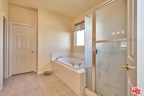 3819 Sky View Ln, Glendale, CA 91214 photo 14