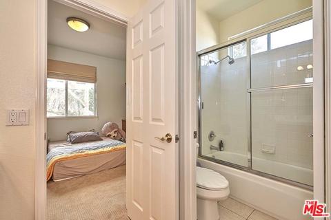3819 Sky View Ln, Glendale, CA 91214 photo 20