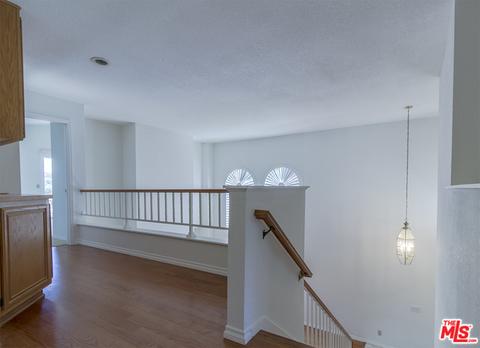 806 Links View Dr, Simi Valley, CA 93065 photo 17
