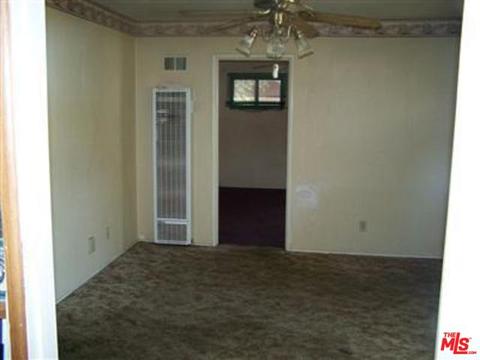 601 Flora St, Barstow, CA 92311 photo 3