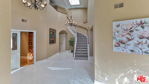 3741 E Rolling Green Ln, Orange, CA 92867 photo 4
