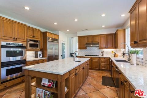 525 Oak Tree Ct, Simi Valley, CA 93065 photo 8