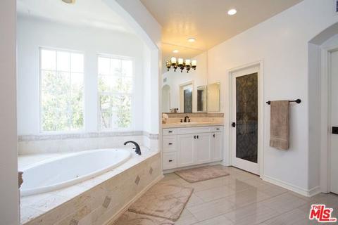 525 Oak Tree Ct, Simi Valley, CA 93065 photo 18