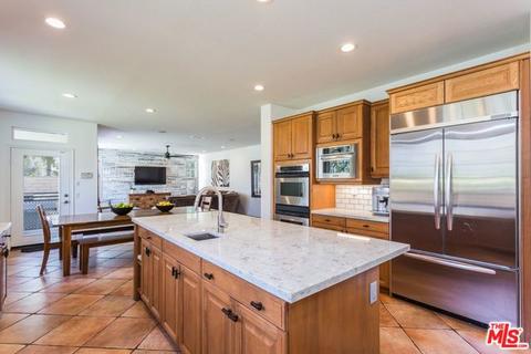 525 Oak Tree Ct, Simi Valley, CA 93065 photo 10