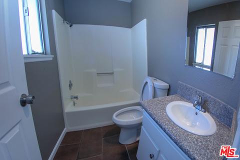 41007 163rd St, Lancaster, CA 93535 photo 12