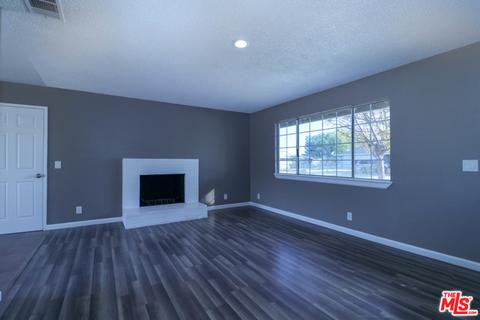 41007 163rd St, Lancaster, CA 93535 photo 3