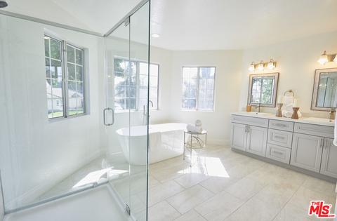 7956 Kingbee St, Downey, CA 90242 photo 18