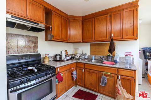 7962 Burnet Ave, Panorama City, CA 91402 photo 6