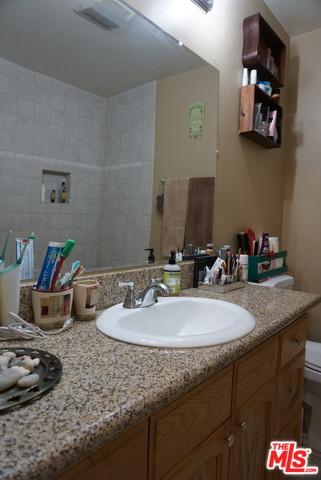 6931 Nestle Ave, Reseda, CA 91335 photo 8