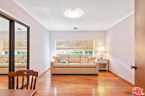 Undisclosed, Burbank, CA 91501 photo 20