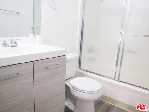 320 Mchenry Rd #13, Glendale, CA 91206 photo 9