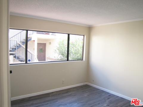 320 Mchenry Rd #13, Glendale, CA 91206 photo 5