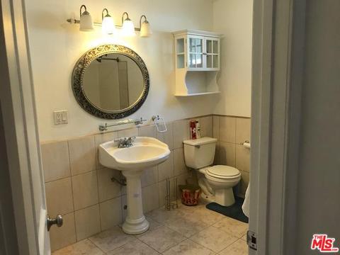 19016 Arminta St, Reseda, CA 91335 photo 10