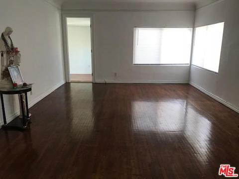 19016 Arminta St, Reseda, CA 91335 photo 4