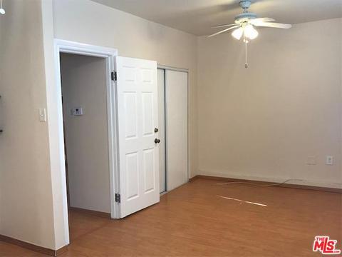 19016 Arminta St, Reseda, CA 91335 photo 17
