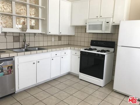 37210 Cedrela Ave, Palmdale, CA 93552 photo 3