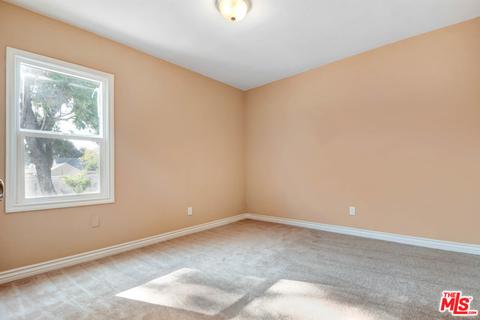 807 W 19th St, San Bernardino, CA 92405 photo 11