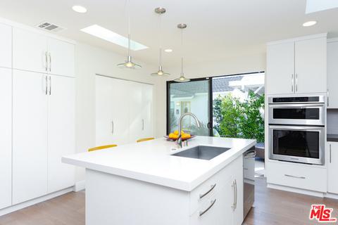 890 Commonwealth Ave, Venice, CA 90291 photo 12