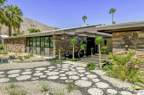 1042 E Apache Rd, Palm Springs, CA 92264 photo 2