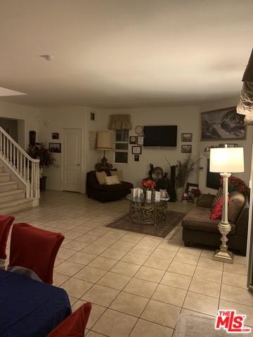 17525 Buttonwood Ln, Carson, CA 90746 photo 2