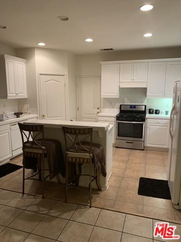 17525 Buttonwood Ln, Carson, CA 90746 photo 4