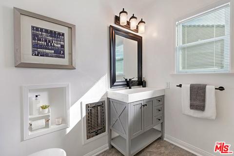 206 Dimmick Ave, Venice, CA 90291 photo 15