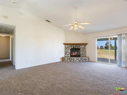9226 Avenal Rd, Phelan, CA 92371 photo 8