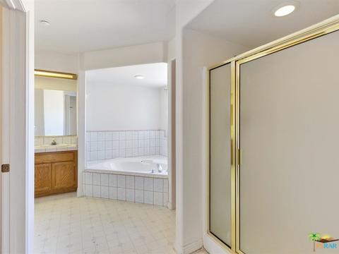 9226 Avenal Rd, Phelan, CA 92371 photo 14