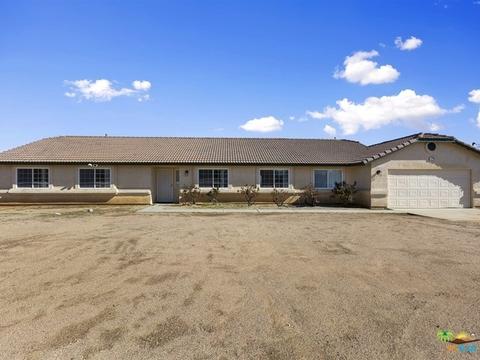 9226 Avenal Rd, Phelan, CA 92371 photo 1