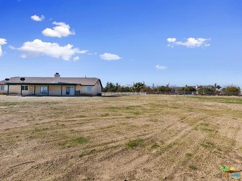9226 Avenal Rd, Phelan, CA 92371 photo 30