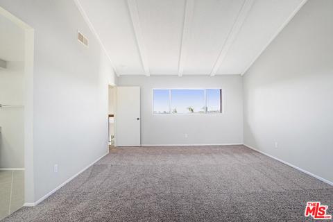 6571 Carioca Ln, Riverside, CA 92506 photo 4