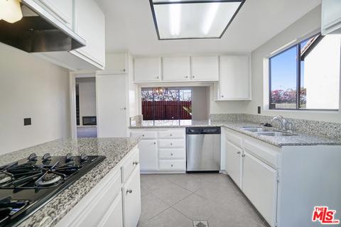 6571 Carioca Ln, Riverside, CA 92506 photo 10