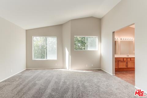 7904 Ruby Ct, Highland, CA 92346 photo 12