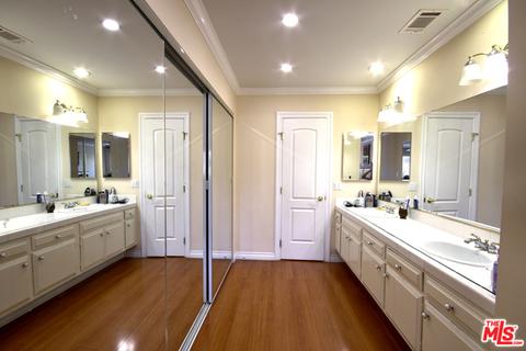 6317 Geyser Ave, Tarzana, CA 91335 photo 11
