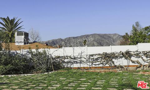 10348 Wilsey Ave, Tujunga, CA 91042 photo 13