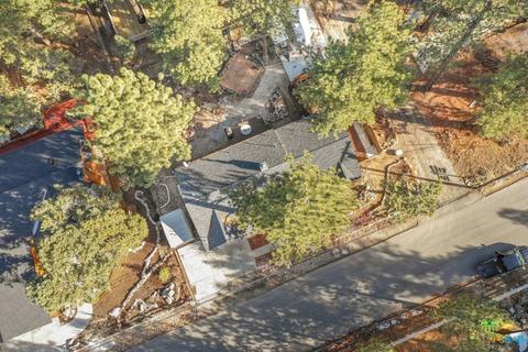 1110 Mitchell Ln, Big Bear City, CA 92314 photo 3