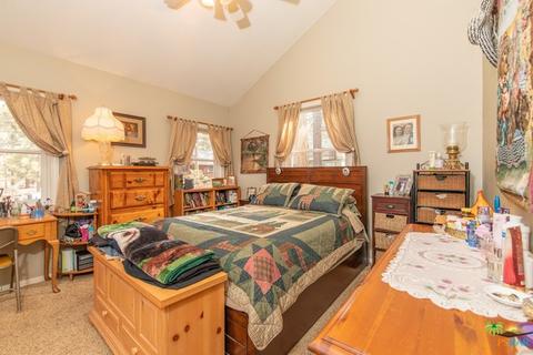 1110 Mitchell Ln, Big Bear City, CA 92314 photo 13