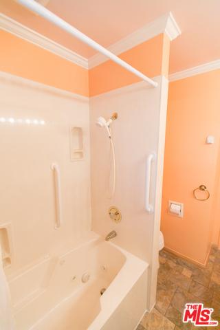 526 E Comstock Ave, Glendora, CA 91741 photo 8