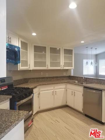 2032 Cape Cod Ln, Palmdale, CA 93550 photo 5