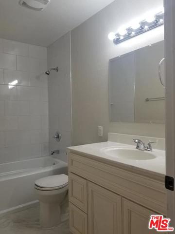 2032 Cape Cod Ln, Palmdale, CA 93550 photo 17