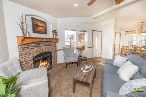 563 Georgia St, Big Bear Lake, CA 92315 photo 5